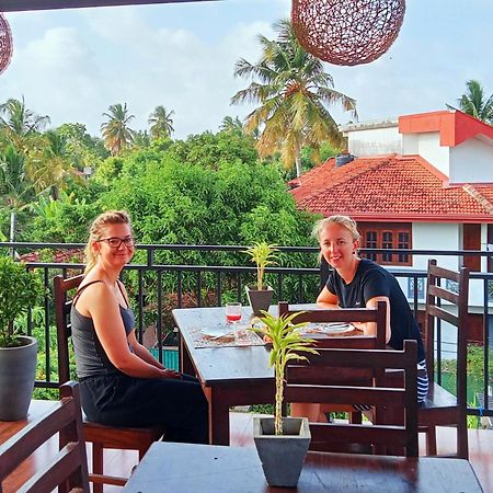 Ayubowan Homestay Katunayaka Exteriör bild