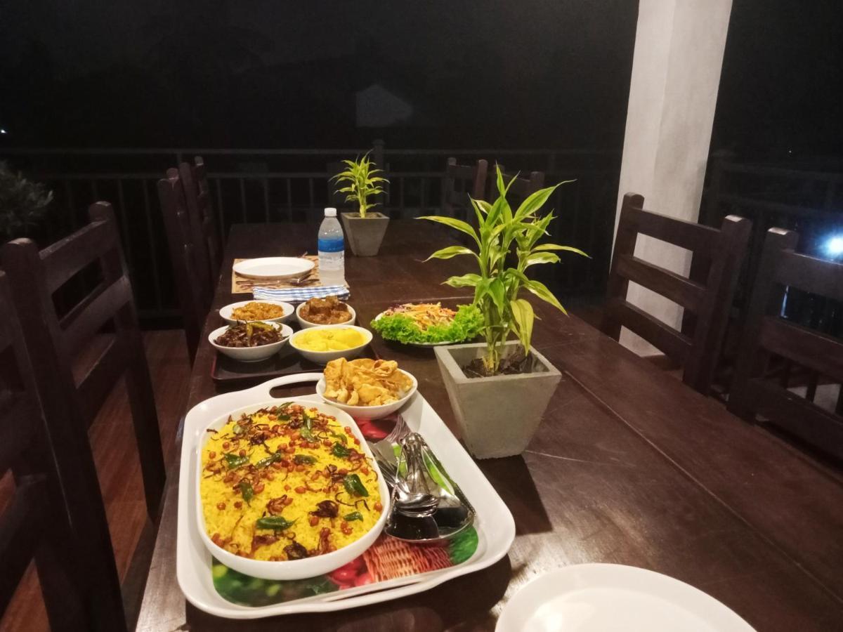 Ayubowan Homestay Katunayaka Exteriör bild